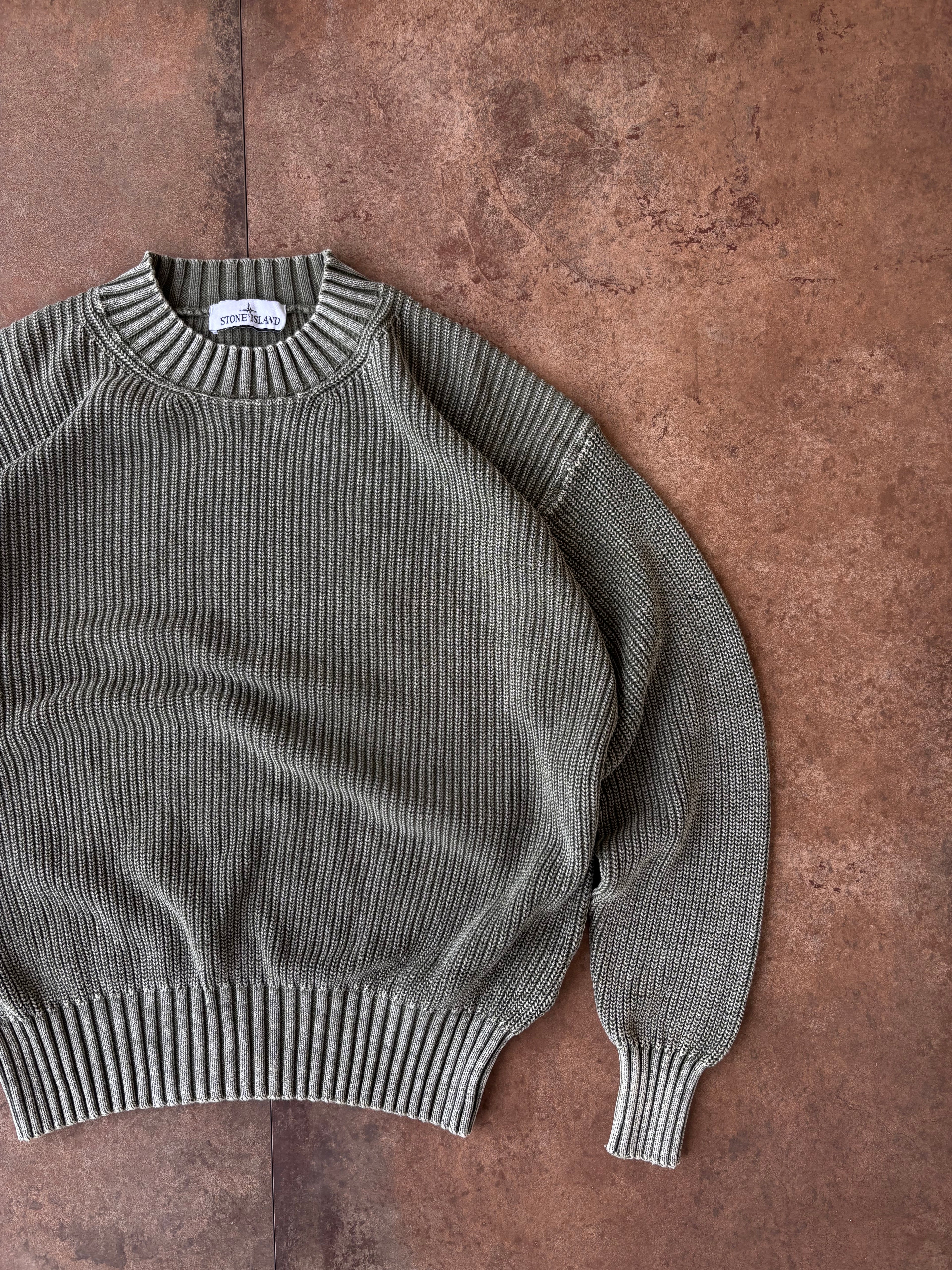 (M) Stone Island Knit Sweater