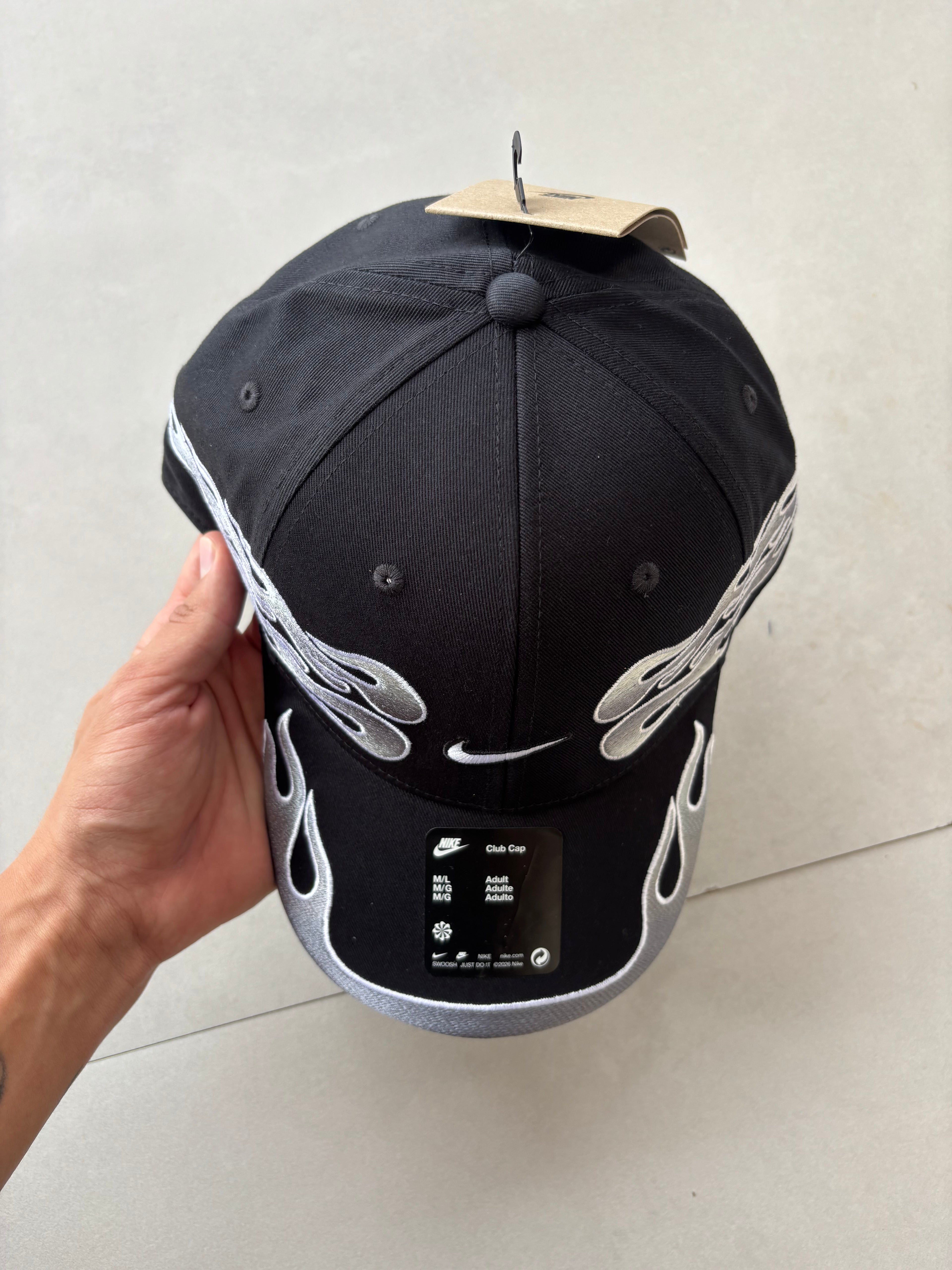 Nike Flames Cap (Black)