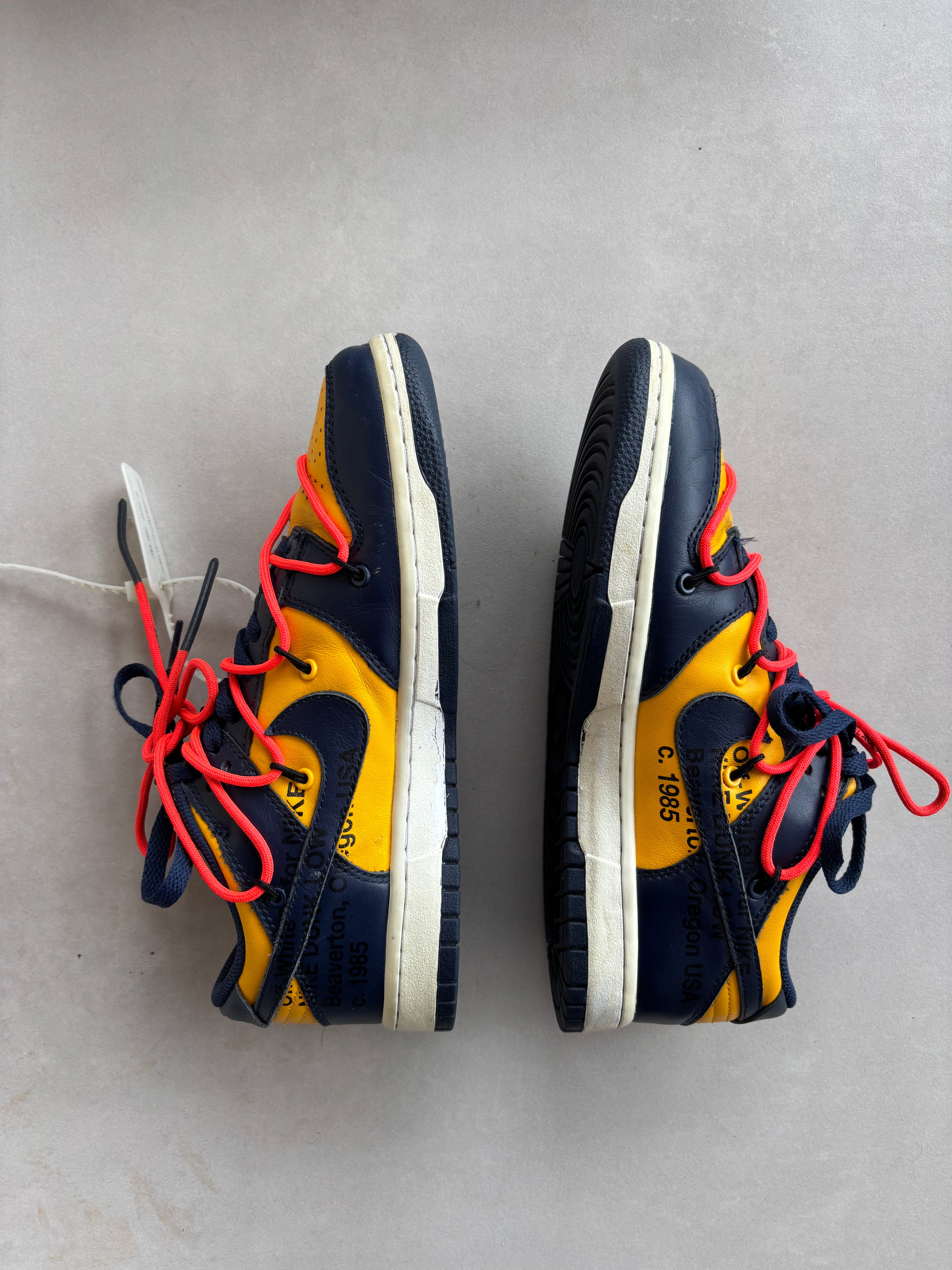 Nike Dunk Low Off White Michigan