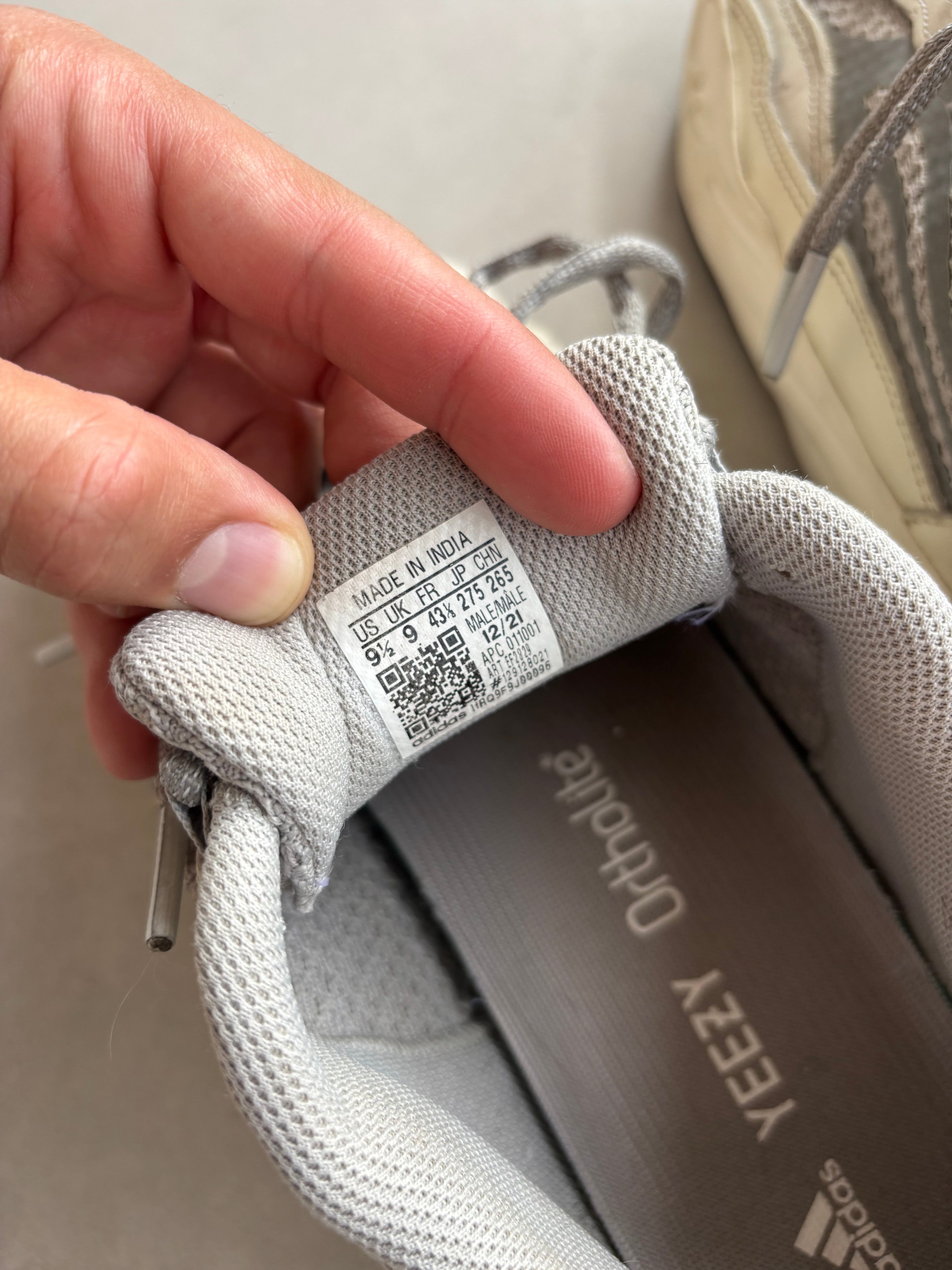 Adidas Yeezy 700 Static