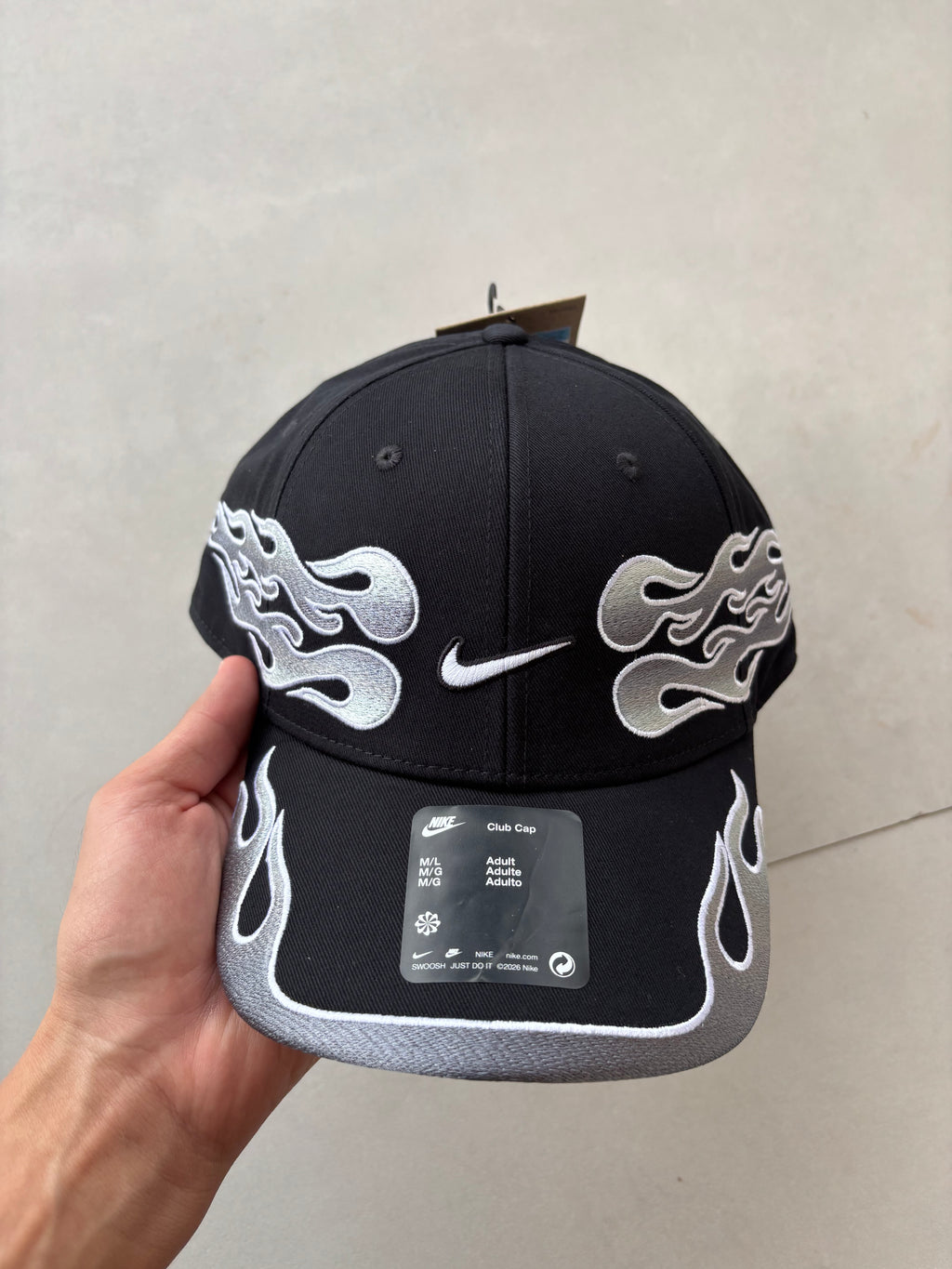 Nike Flames Cap (Black)