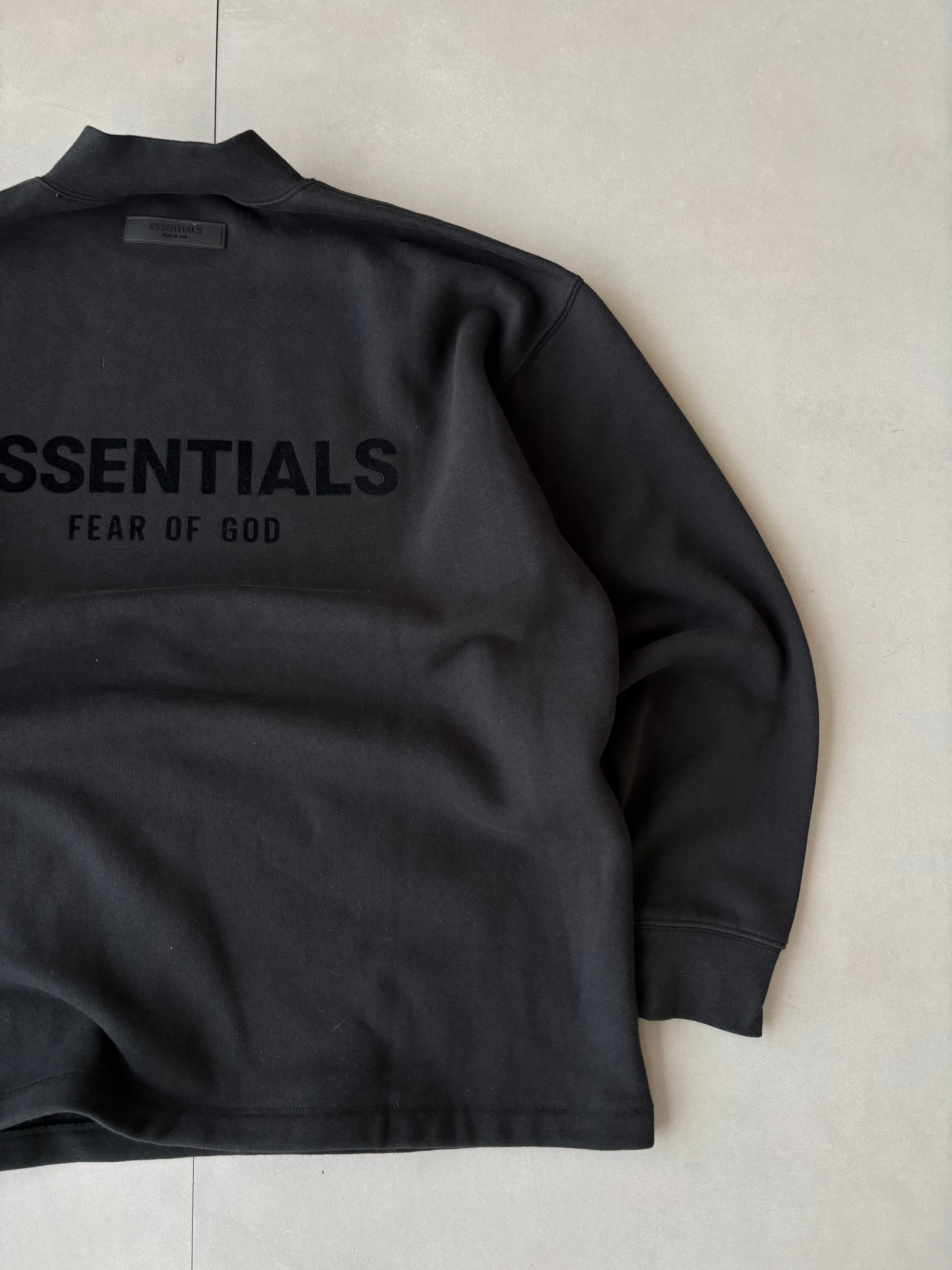(M) Essentials Fear Of God Crewneck